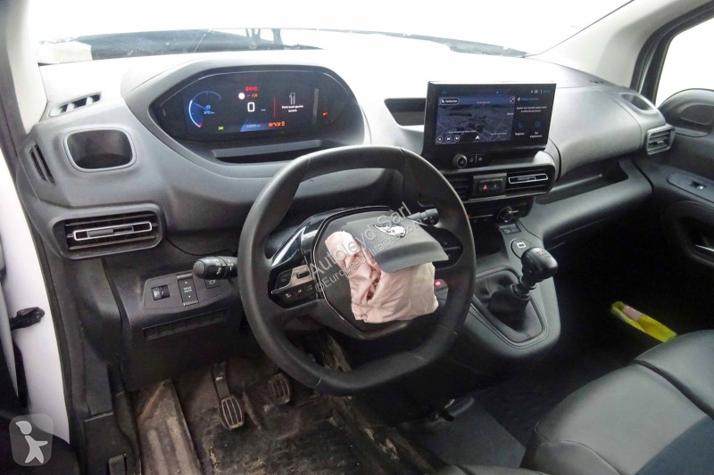 Véhicule utilitaire Peugeot PARTNER 1,5 HDI 120