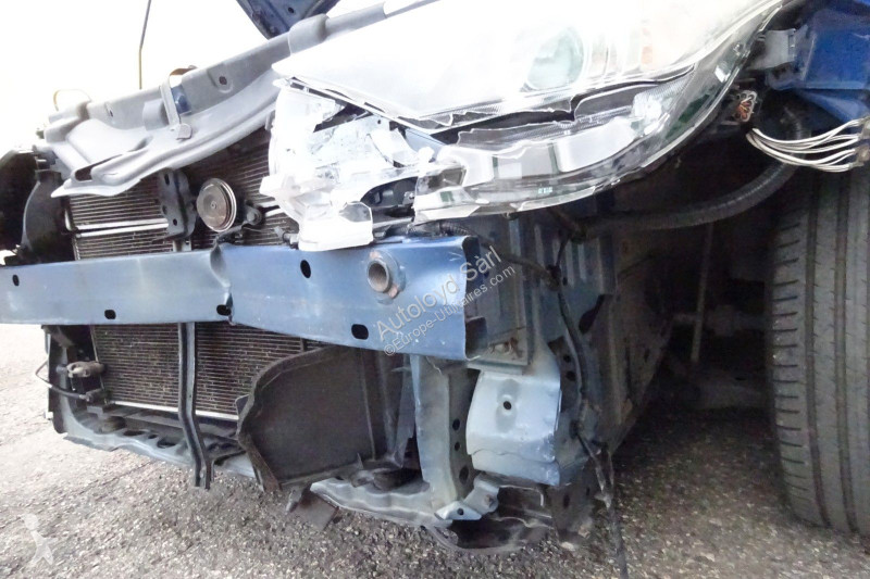 Лекотоварен автомобил Toyota AURIS TOURING 1,8...