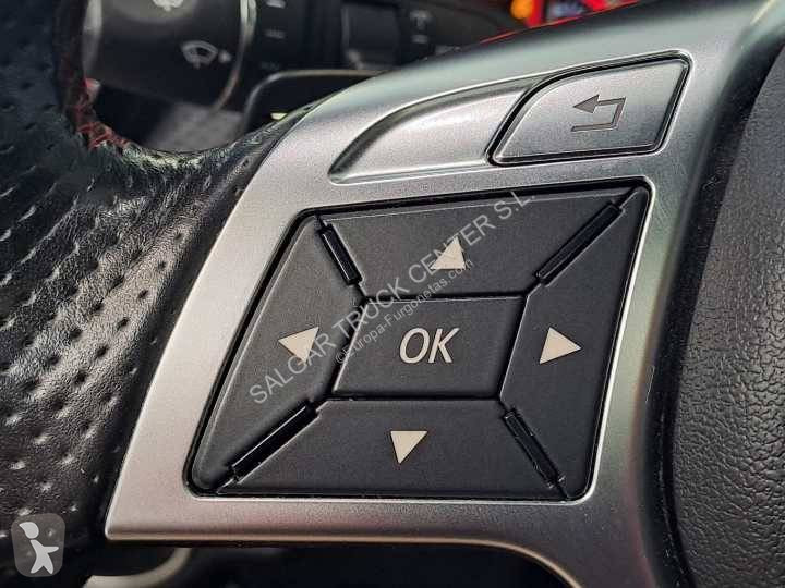 Furgoneta Mercedes