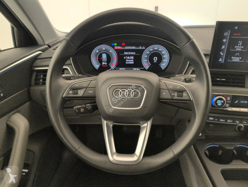 Véhicule utilitaire Audi A4
