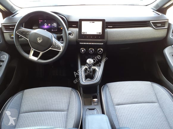 Комерційні автомобілі Renault CLIO