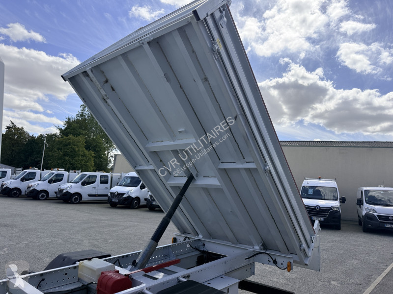 Лекотоварен автомобил Renault MASTER III BENNE...