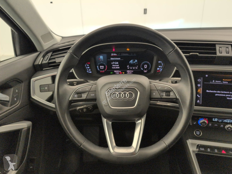 Véhicule utilitaire Audi Q3