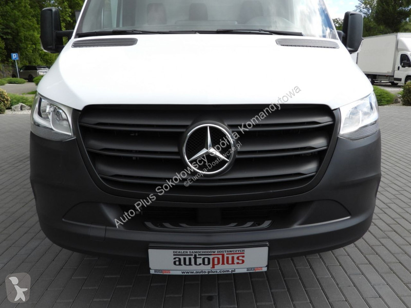 Furgoneta Mercedes 515