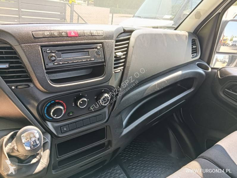 Furgoneta Iveco 35C12