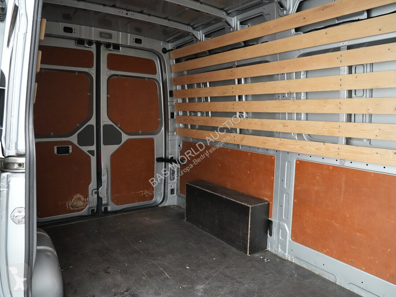 Furgoneta Volkswagen 140pk