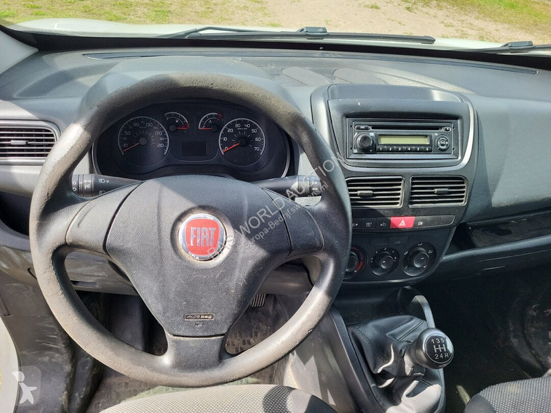 Лекотоварен автомобил Fiat 90pk