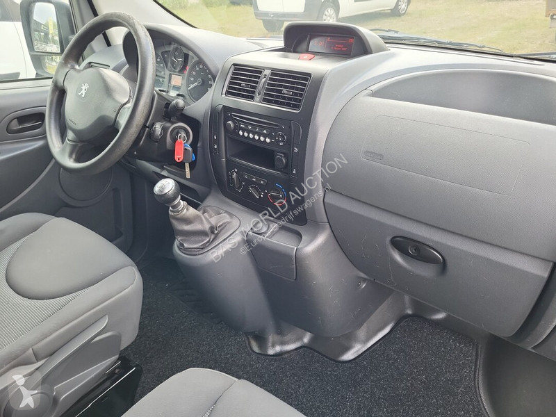 Furgoneta Peugeot 128pk