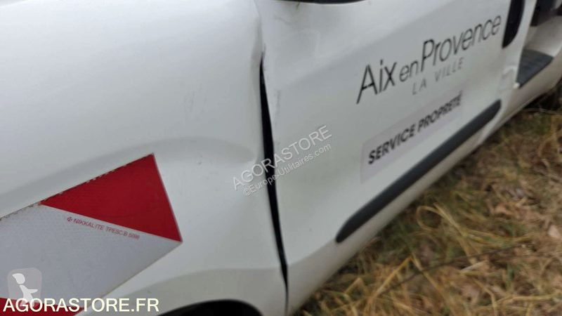 Лекотоварен автомобил Fiat DOBLO