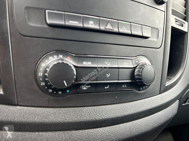 Furgoneta Mercedes 116 cdi compact tourer auto...