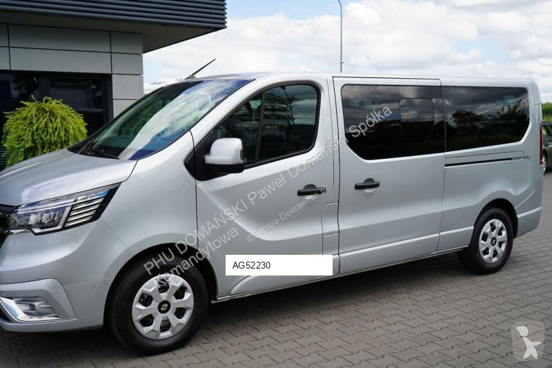 Furgoneta Renault TRAFIC / 9 OSOBOWY / LONG /...
