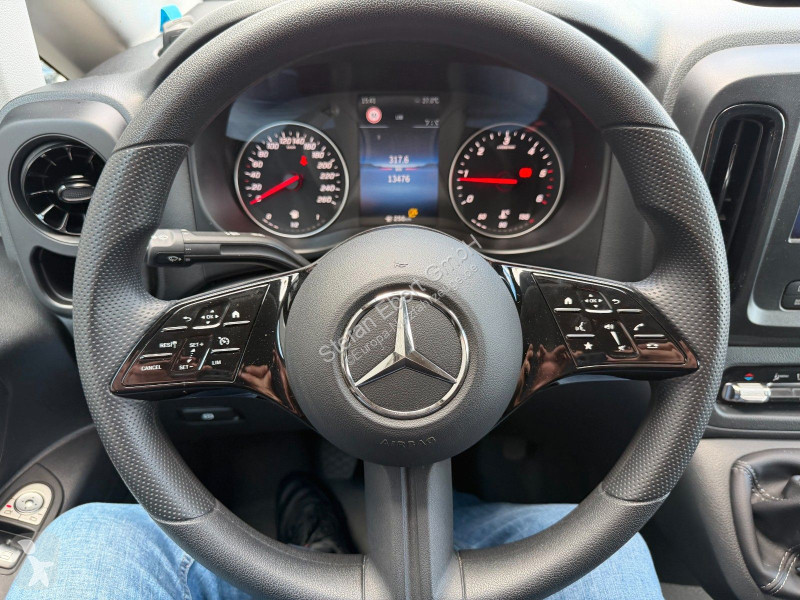 Лекотоварен автомобил Mercedes Vito  AHK Kamera...
