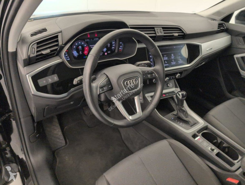 Véhicule utilitaire Audi Q3
