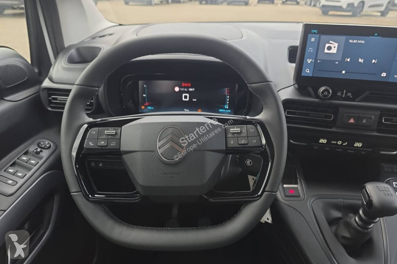 Véhicule utilitaire Citroën  BERLINGO CABINE...