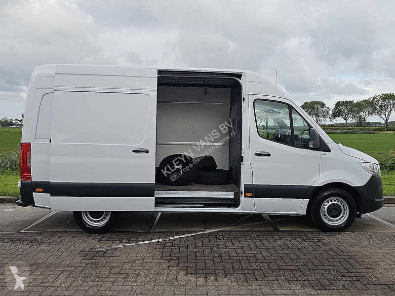 Bedrijfswagen Mercedes 317 L2H2 Automaat AC
