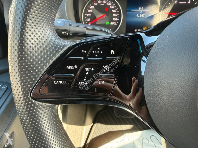 Коммерческий автомобиль Mercedes 317 CDI 9G...