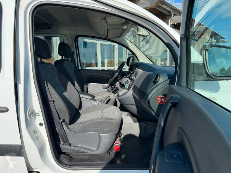 Коммерческий автомобиль Mercedes 109 CDI Mixto...