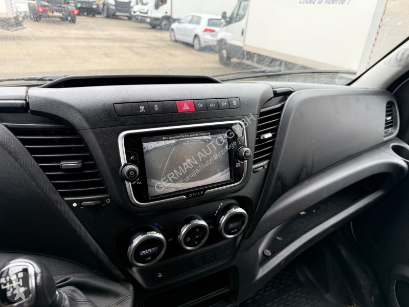 Veículo utilitário Iveco 35C16 3,0L Koffer LBW...