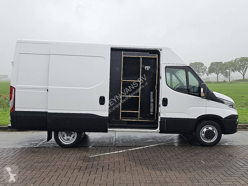 Haszongépjármű Iveco 35C13 Dubbellucht L2H2 AC!
