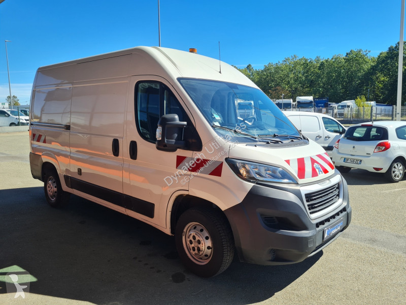 Furgoneta Peugeot BOXER FG 335 L2H2 2.2 BLUEHDI...