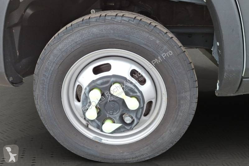Furgoneta Iveco 35C14