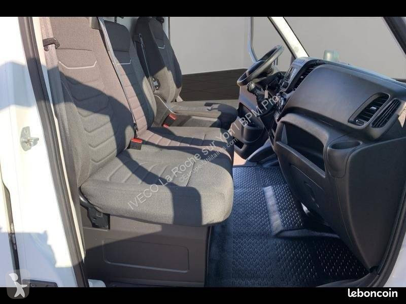 Furgoneta Iveco 35S14V12