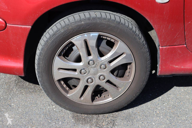 Haszongépjármű Peugeot CC