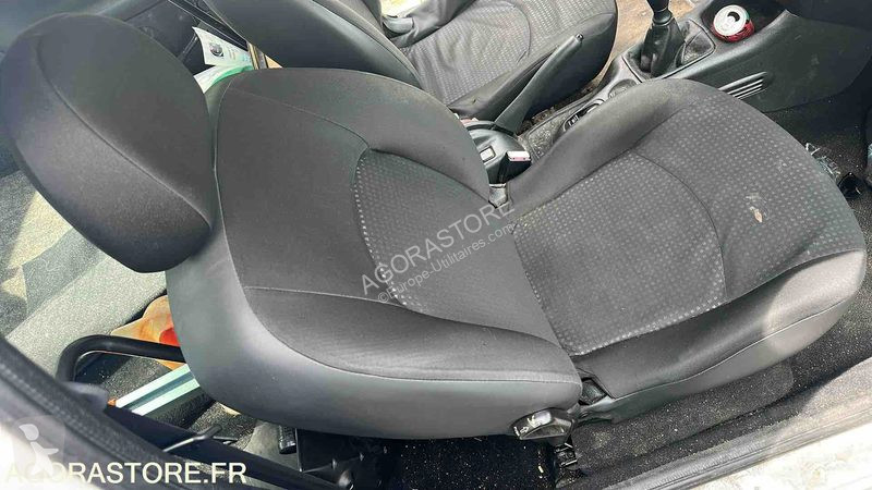 Veículo utilitário Peugeot 206