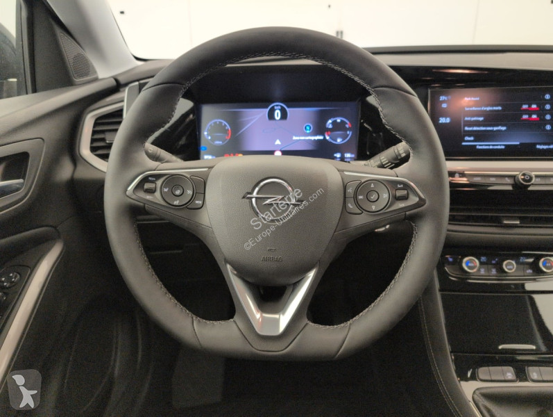 Véhicule utilitaire Opel