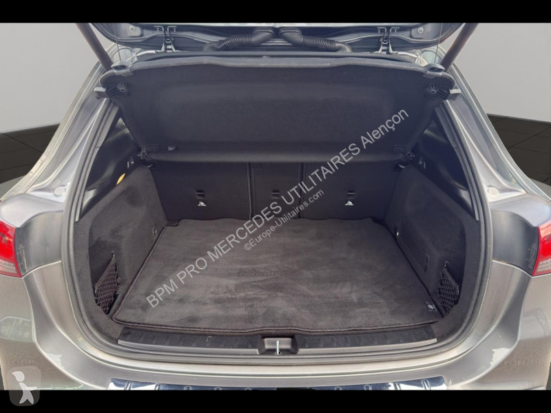 Veículo utilitário Mercedes GLA 200 d 150ch AMG...