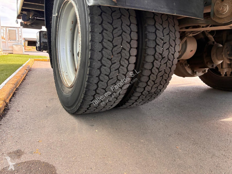 Véhicule utilitaire Iveco ML 120 E22