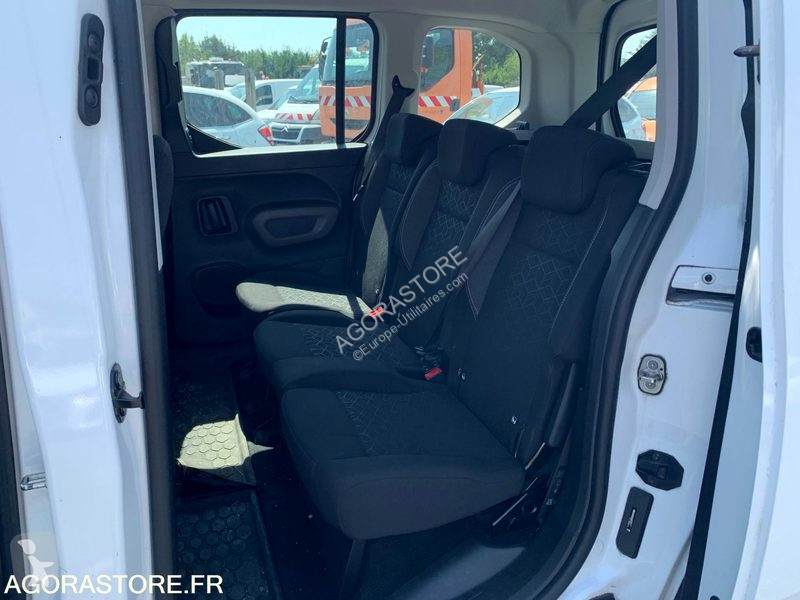 Véhicule utilitaire Peugeot RIFTER