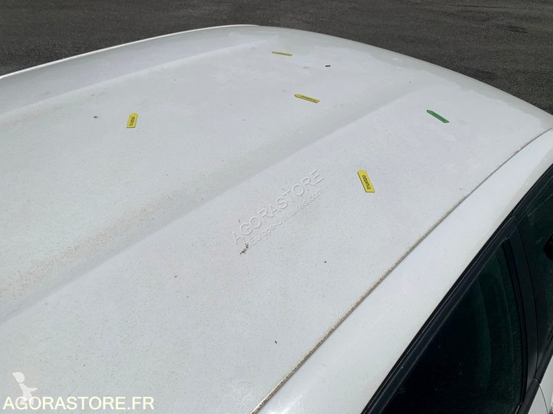 Véhicule utilitaire Peugeot 208