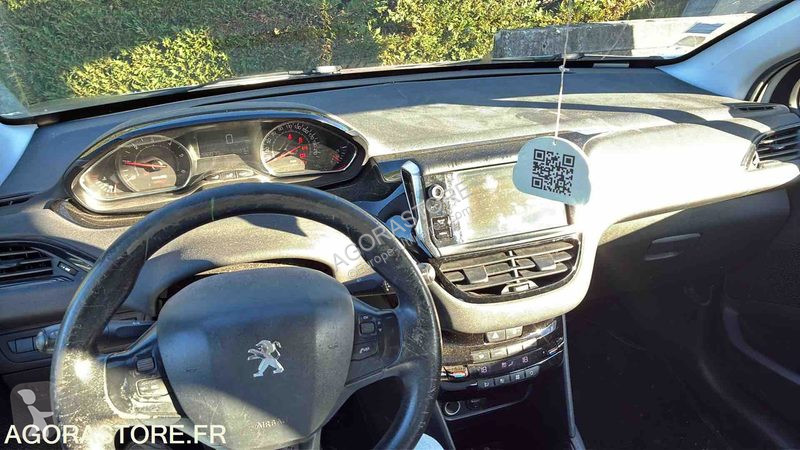 Véhicule utilitaire Peugeot 208