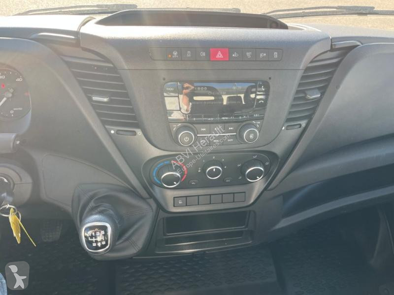 Véhicule utilitaire Iveco 35C16H ATTELAGE CLIM...