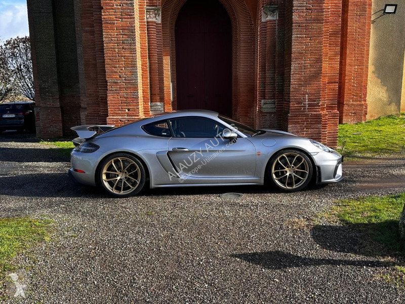 Veículo utilitário Porsche 718 4.0 420CH GT4