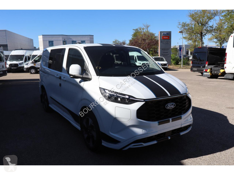 Véhicule utilitaire Ford