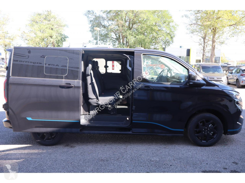 Véhicule utilitaire Ford