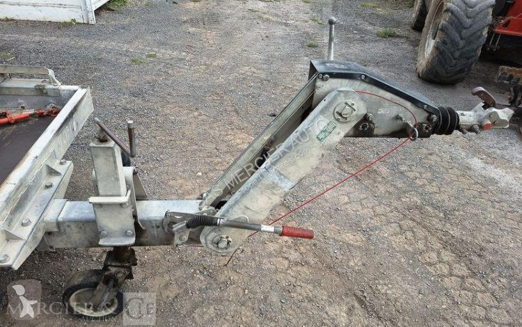 Véhicule utilitaire Hubière