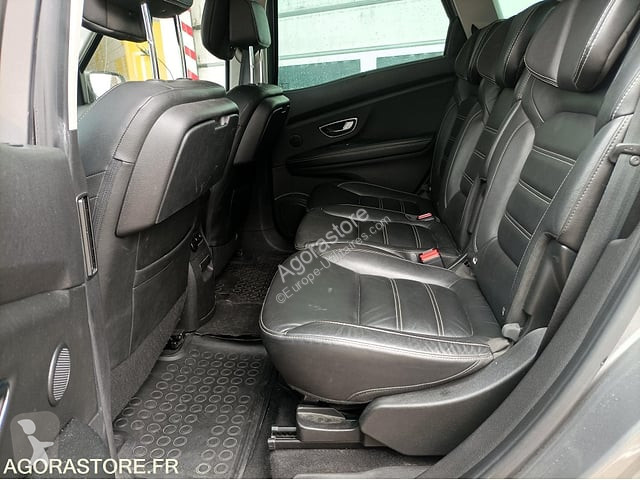 Véhicule utilitaire