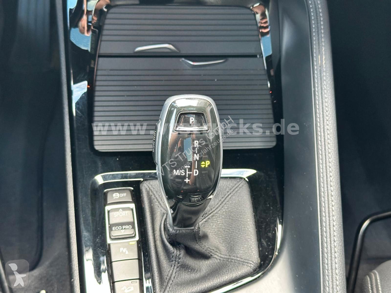 Veicolo commerciale BMW xDrive 20 i M Sport