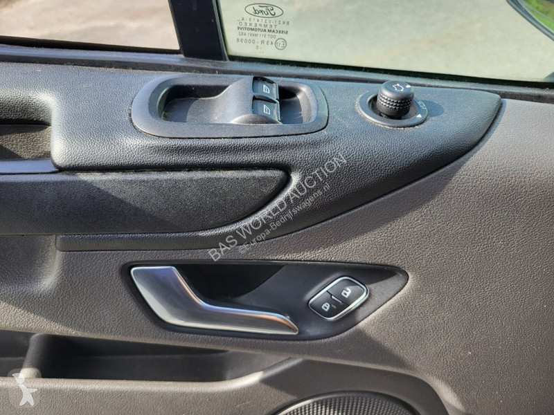 Veicolo commerciale Ford 300 2.0 TDCI L1H1...
