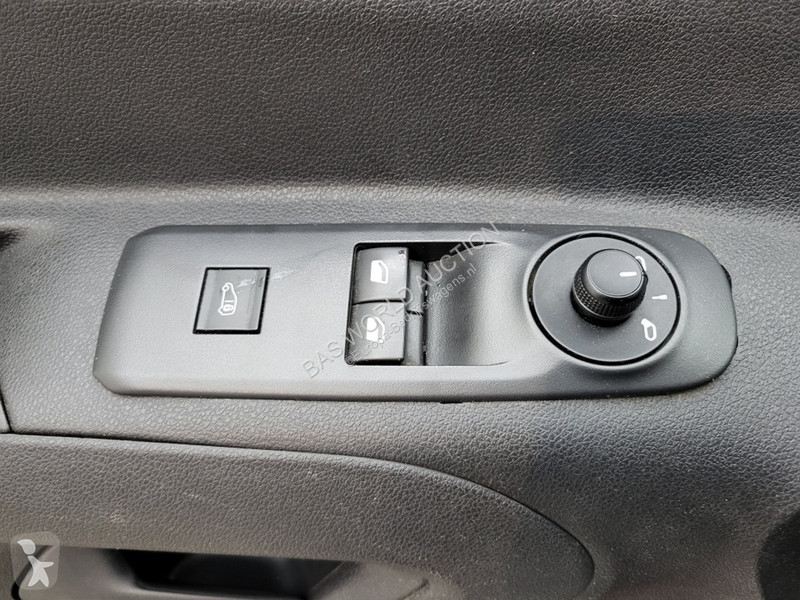 Véhicule utilitaire Opel 1.5D L1H1 Edition