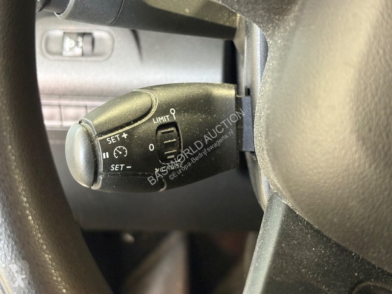 Véhicule utilitaire Citroën 1.5 BlueHDI Club XL
