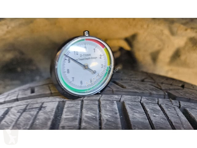 Véhicule utilitaire Mitsubishi PAJERO