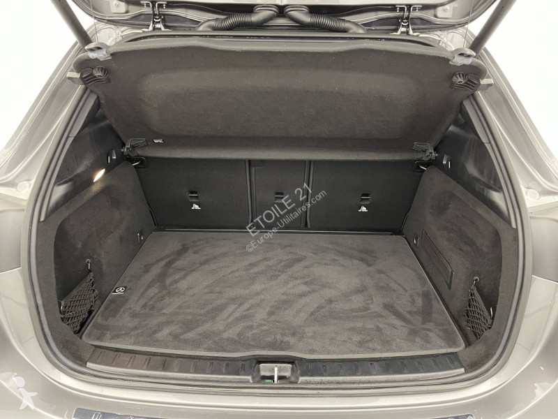 Veicolo commerciale Mercedes GLA 200 d 8G-DCT