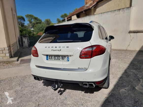 Коммерческий автомобиль Porsche CAYENNE