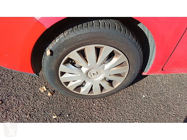 Коммерческий автомобиль Renault CLIO
