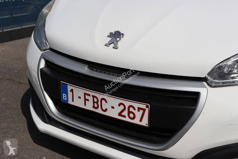Peugeot  van