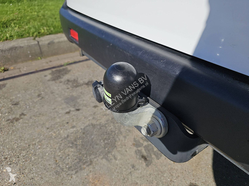 Nyttofordon Nissan ac aut wltp 200 kms E